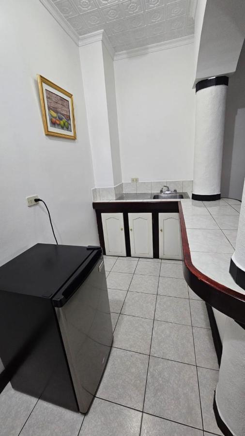 הרדיה Hotel Valladolid מראה חיצוני תמונה
